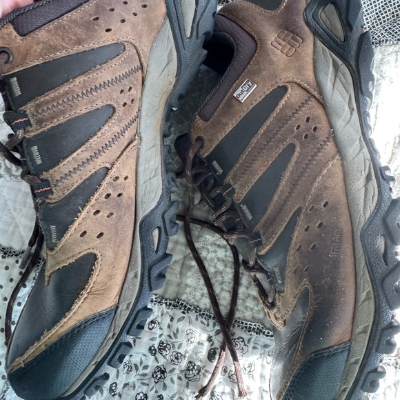 Men's Columbia shoes - Picture 6 of 6